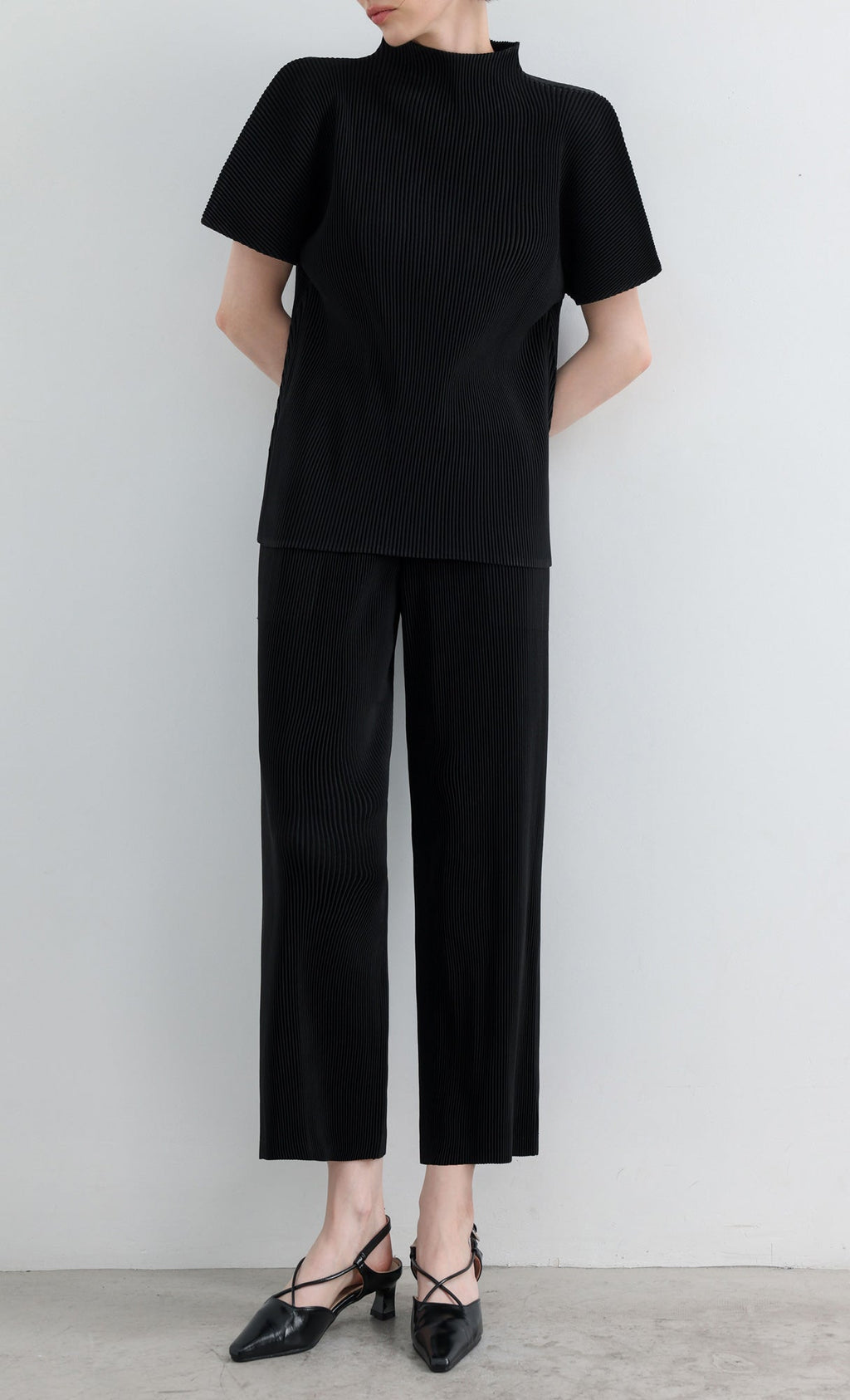 Essential Pleated Pants_Black