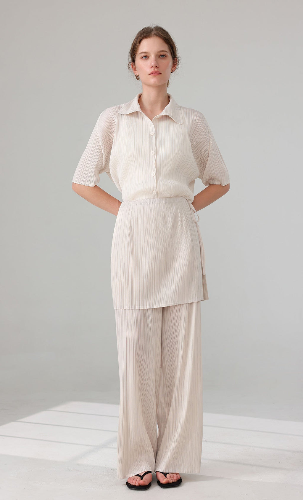 Palette collard pleated shirts_ivory