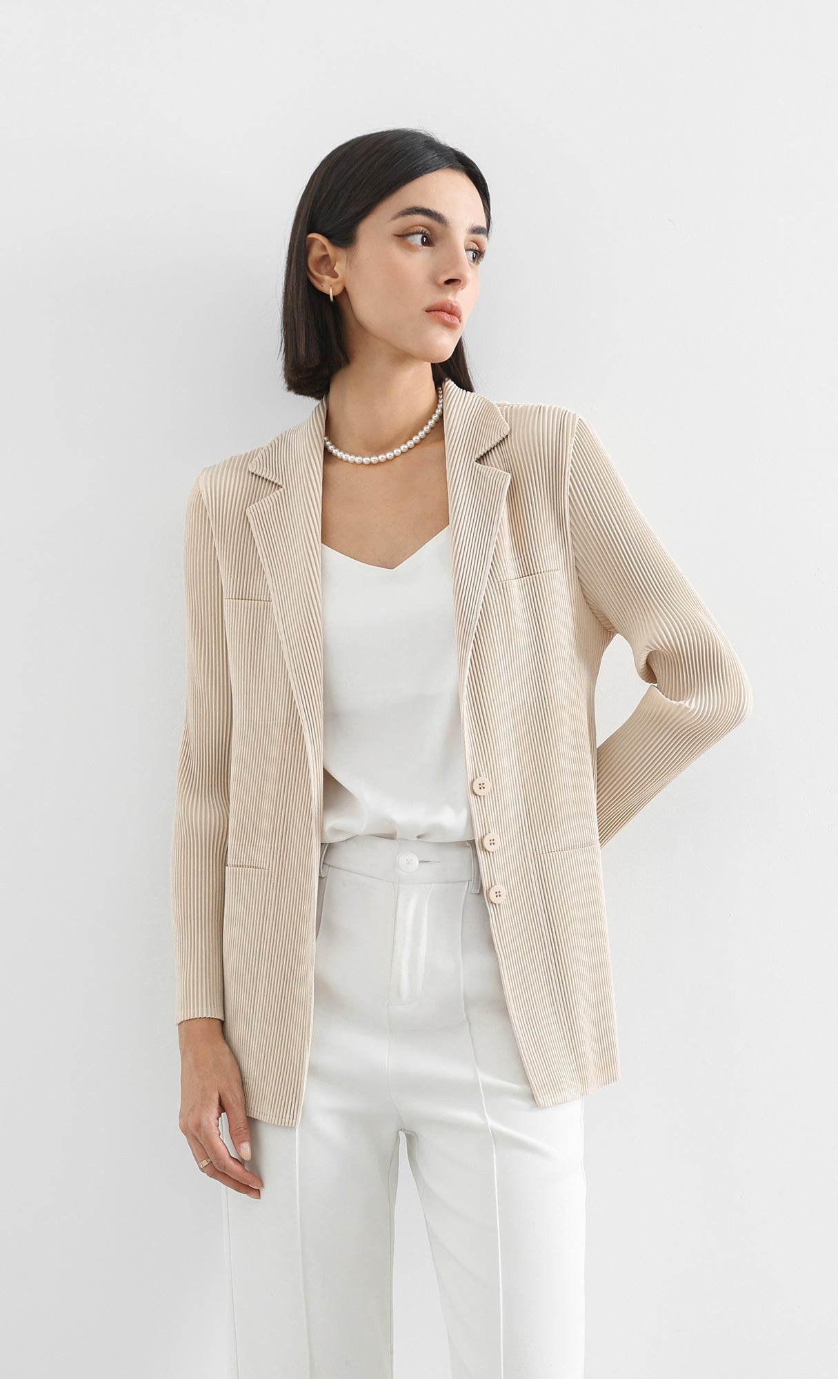 curve pleated set-up jacket_beige