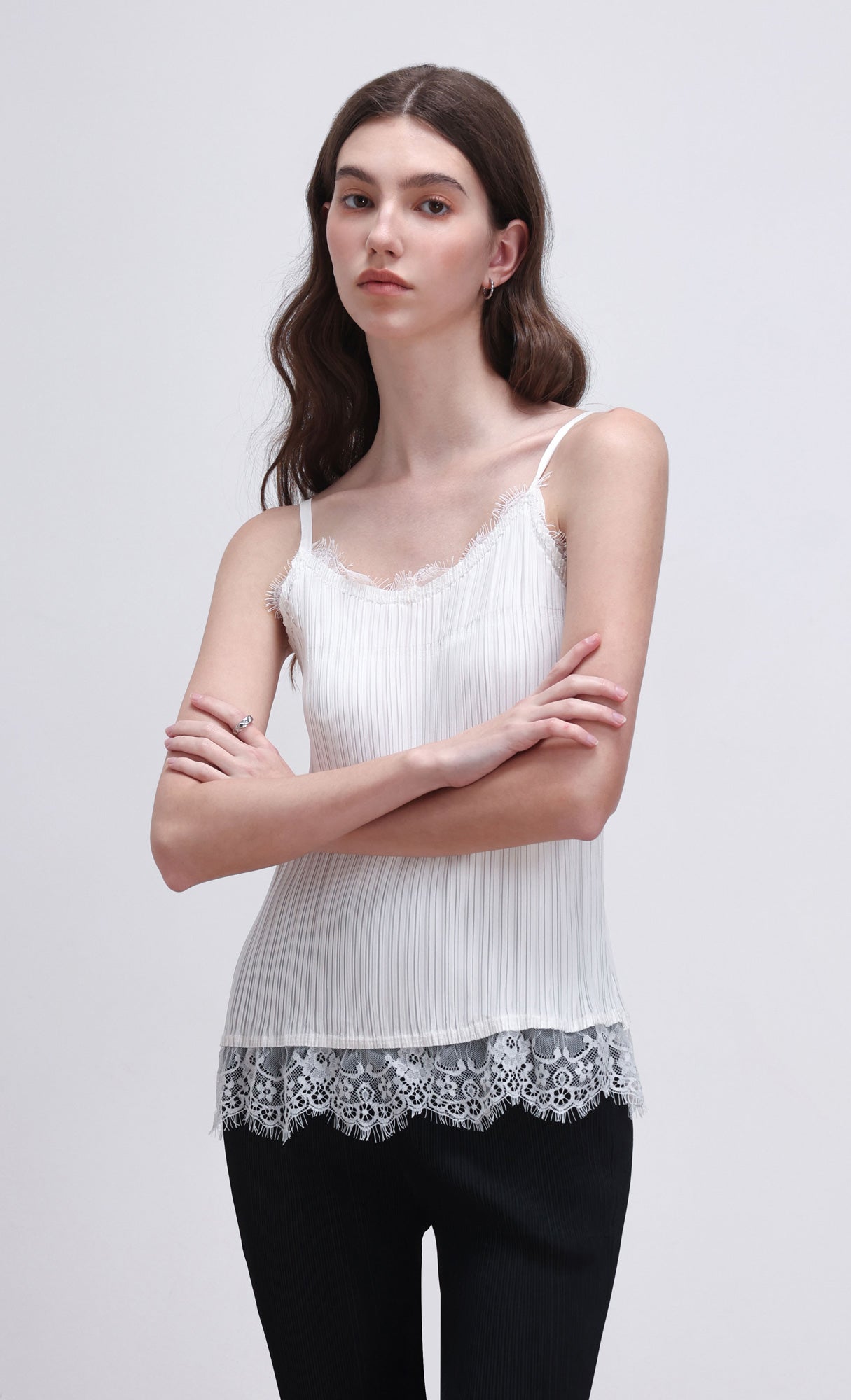 Pleated lace slip top_white