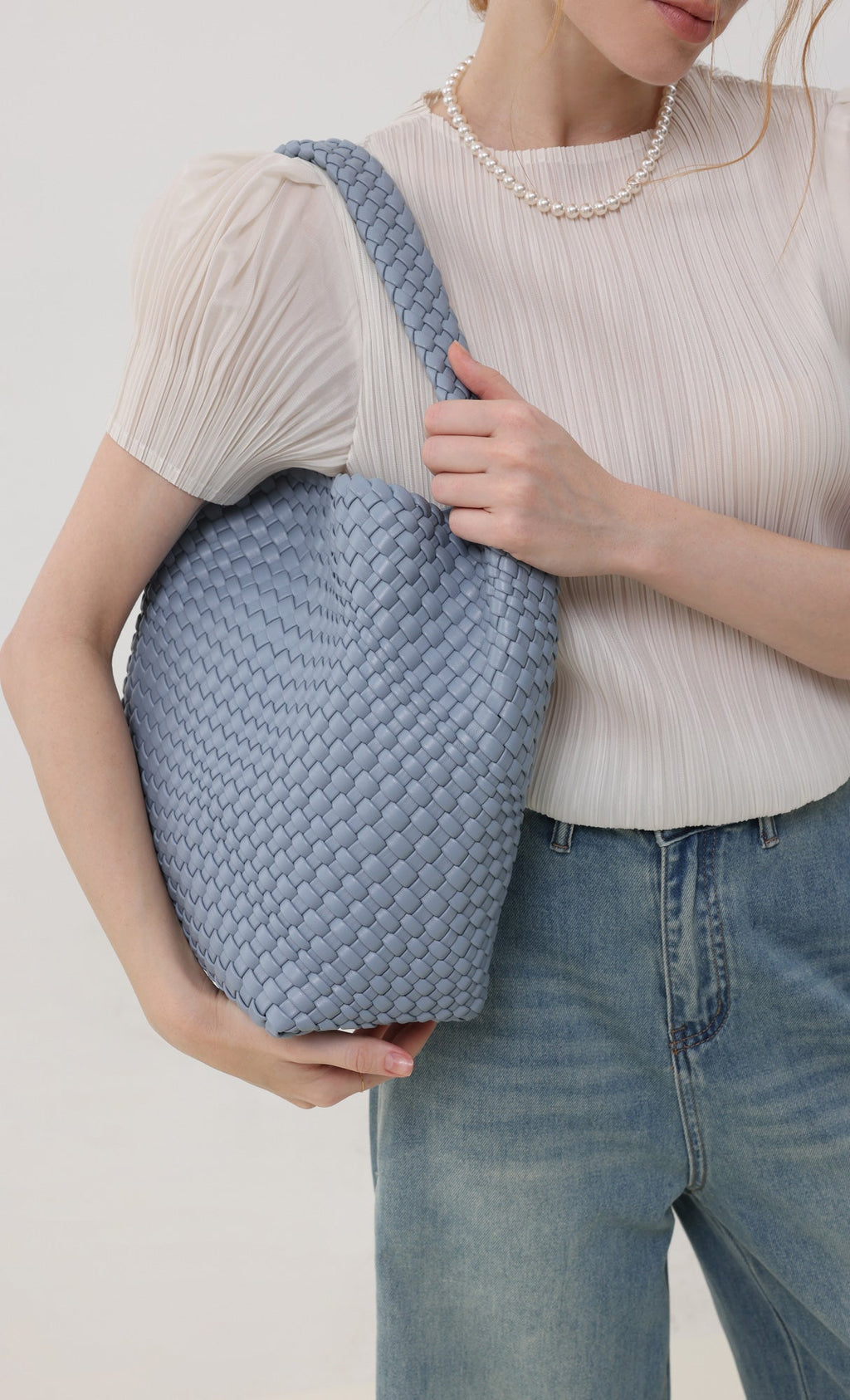 Color weaving hobo bag_skyblue