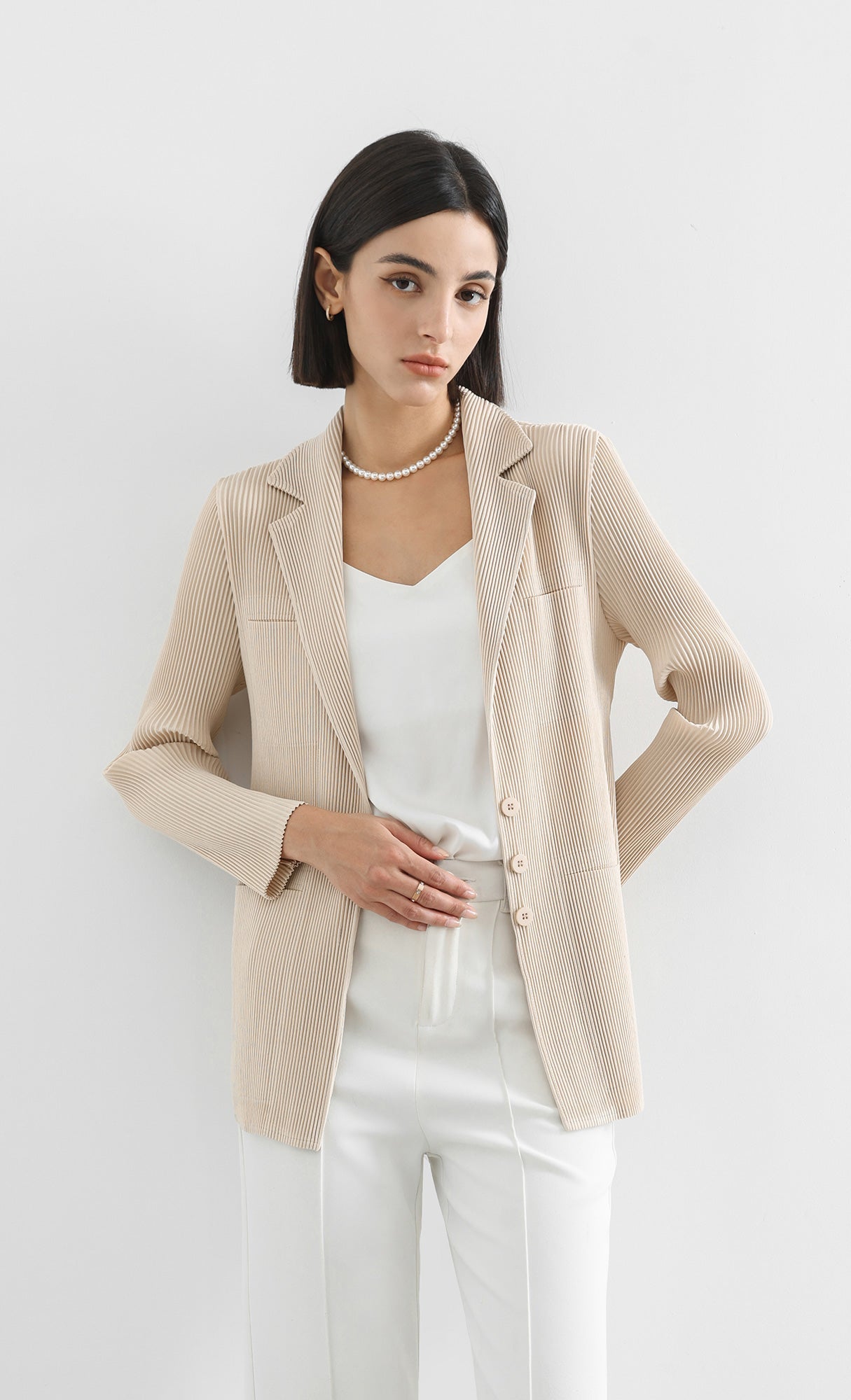 curve pleated set-up jacket_beige