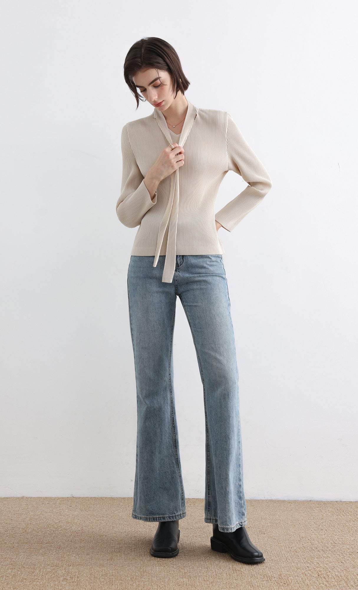 Ribbon Tie Pleated Top_Ivory