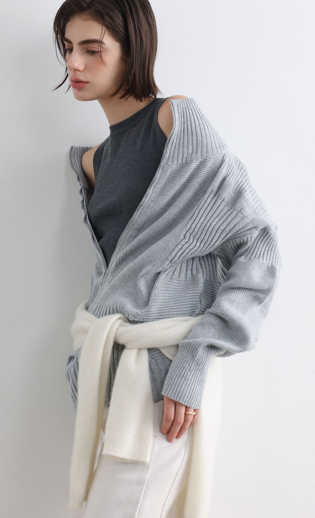High Neck Knitted Pleated Zip-Up Cardigan_Grey