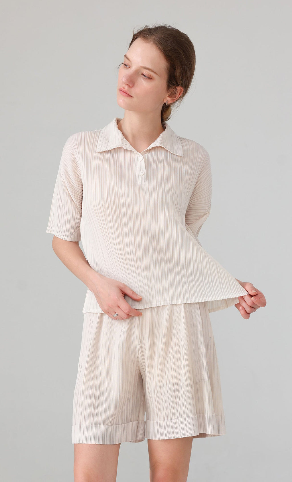 Essen Collard pleated Shirts_ivory