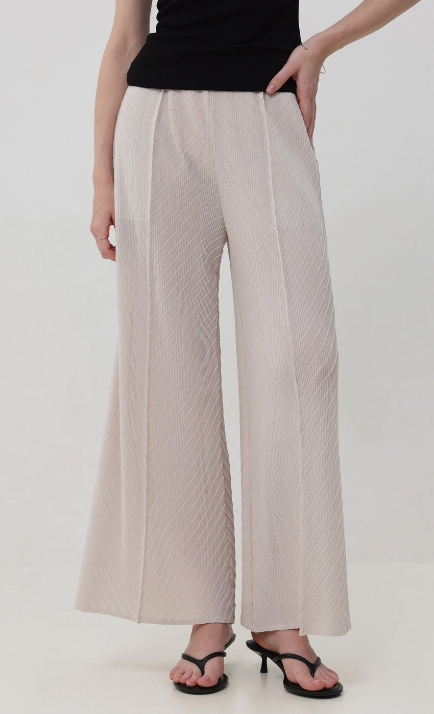Short / Light Beige