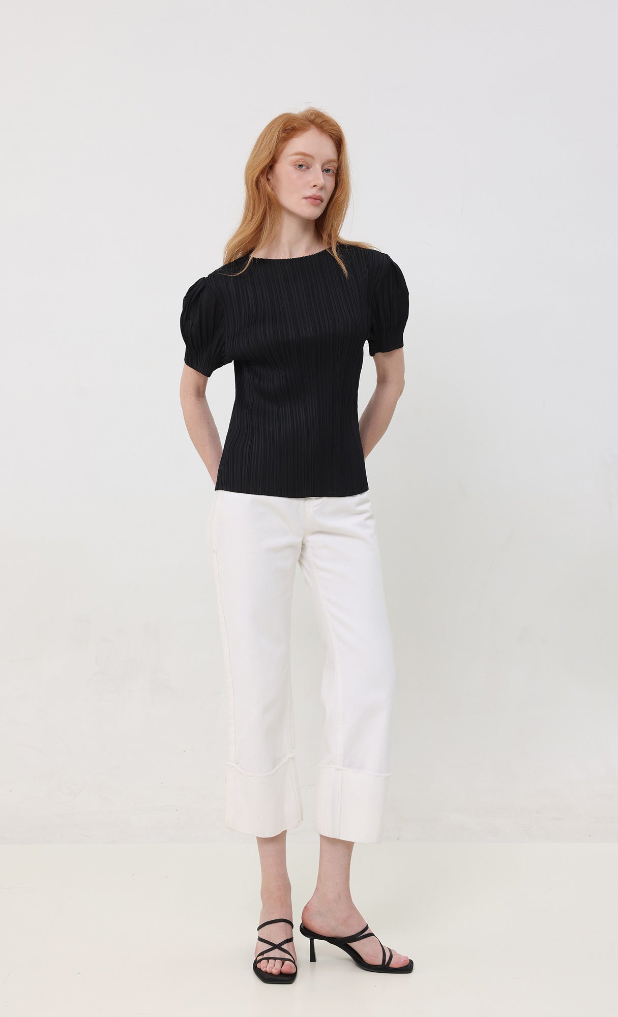 Mellow pleated half sleeve top_black