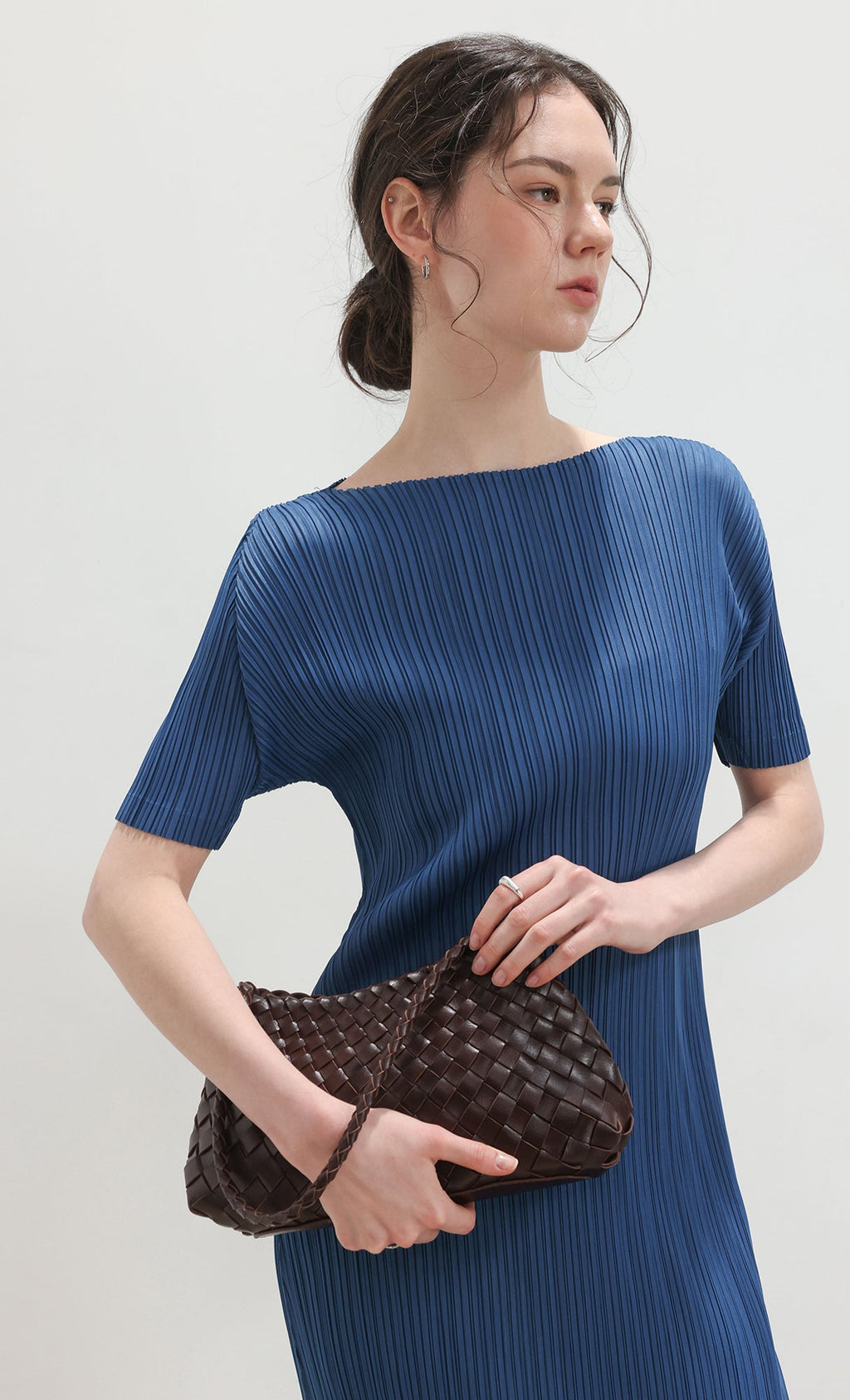 Nesia weaving shouler bag_brown