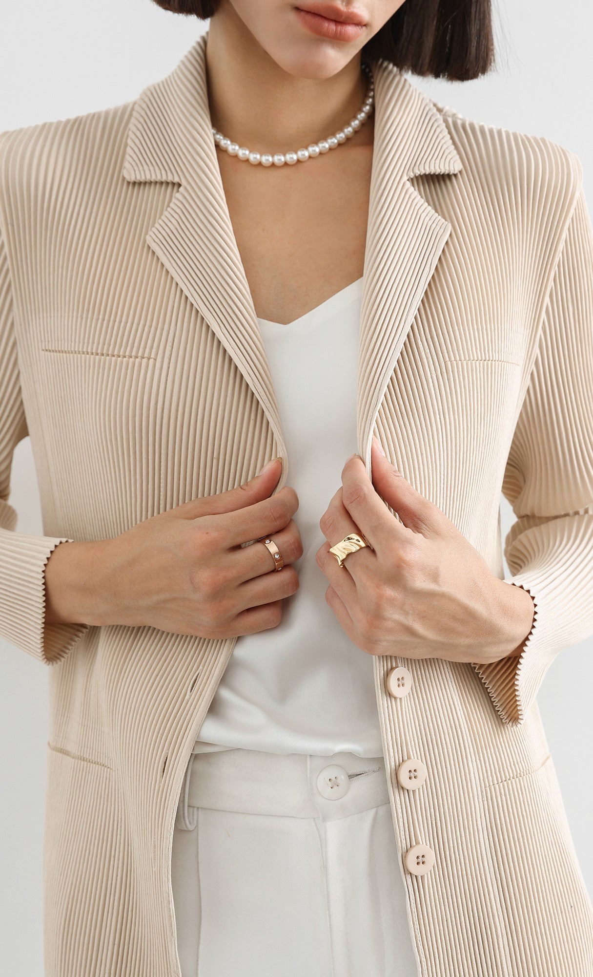 curve pleated set-up jacket_beige