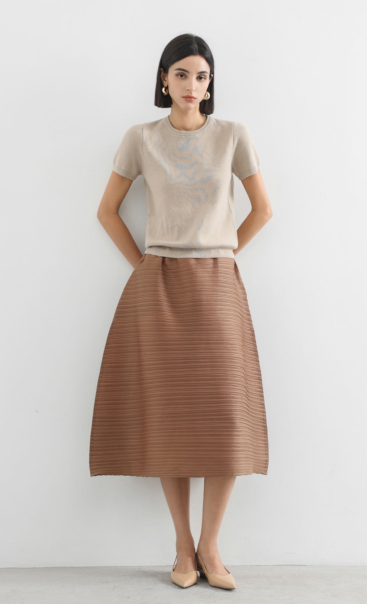horiz pleated midi skirt_camel