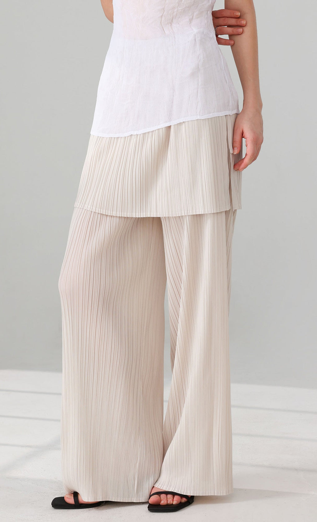 Siny Pleated Layered Wrap Skirt Pants Set_ivory