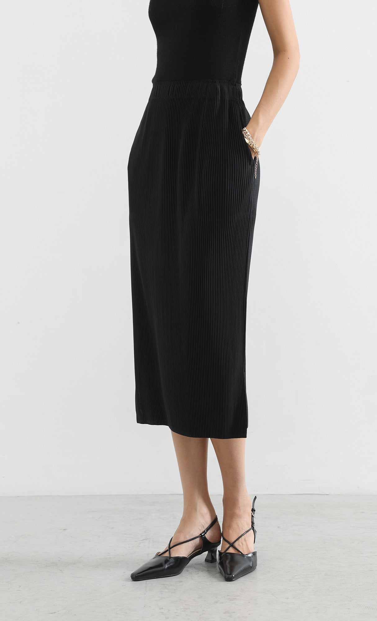 classy line pleated skirt_black
