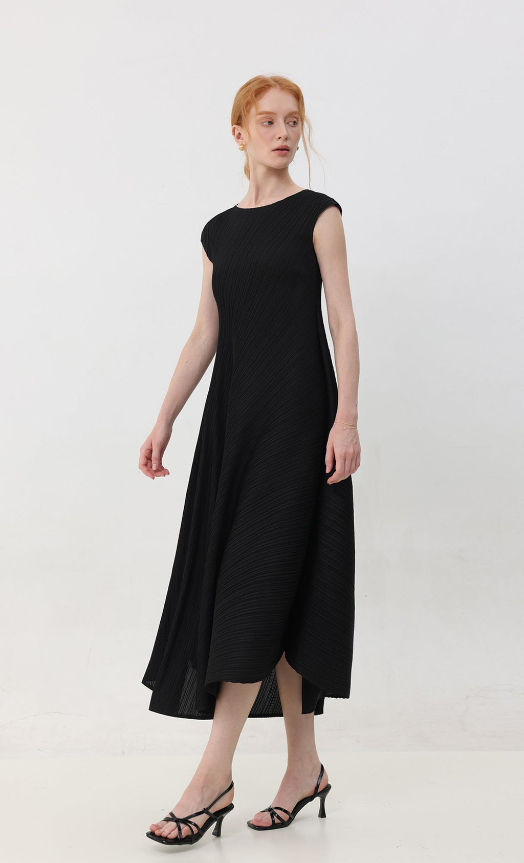 Rosy flare pleated dress_black