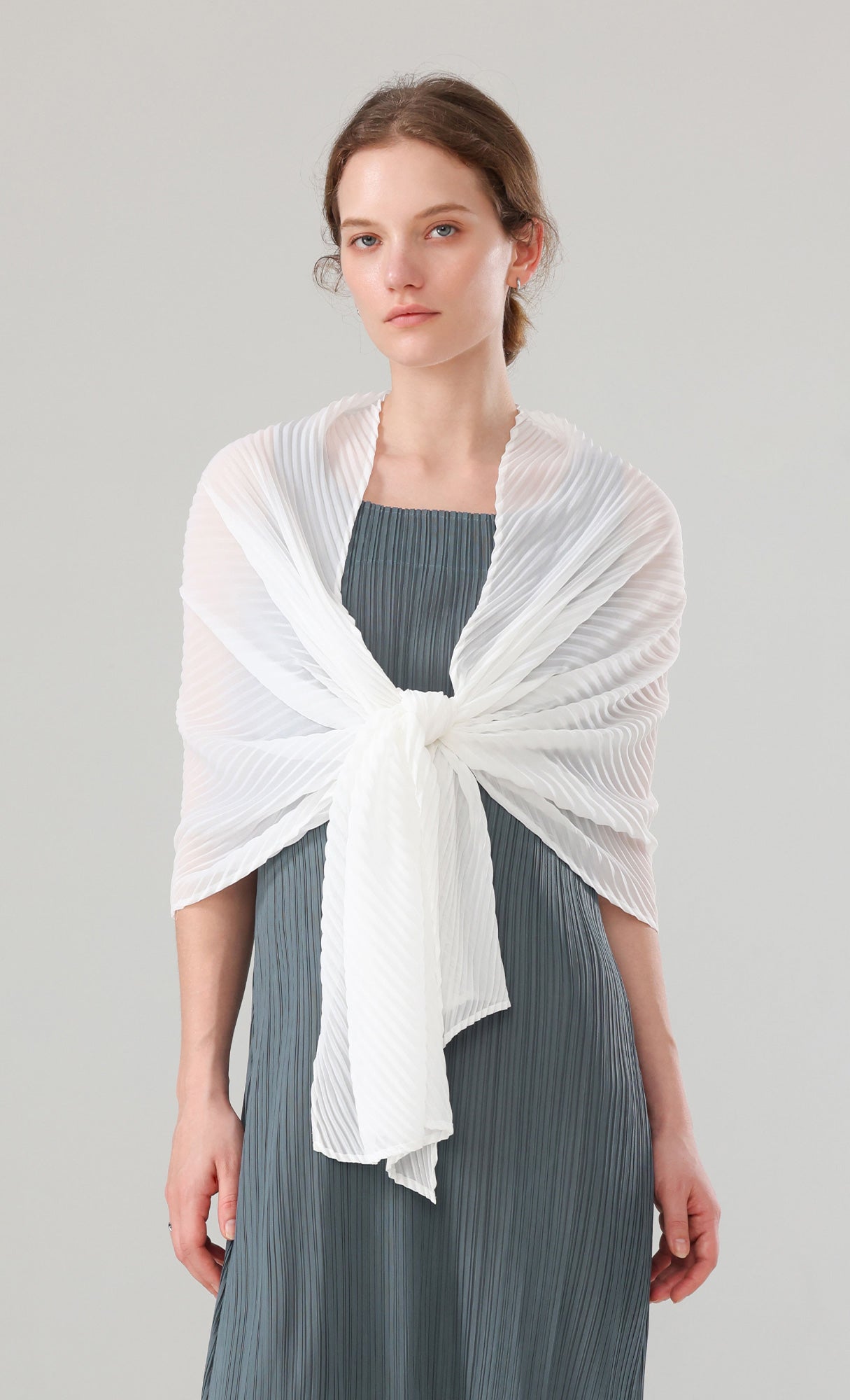 Aven Pleated Scarf_white