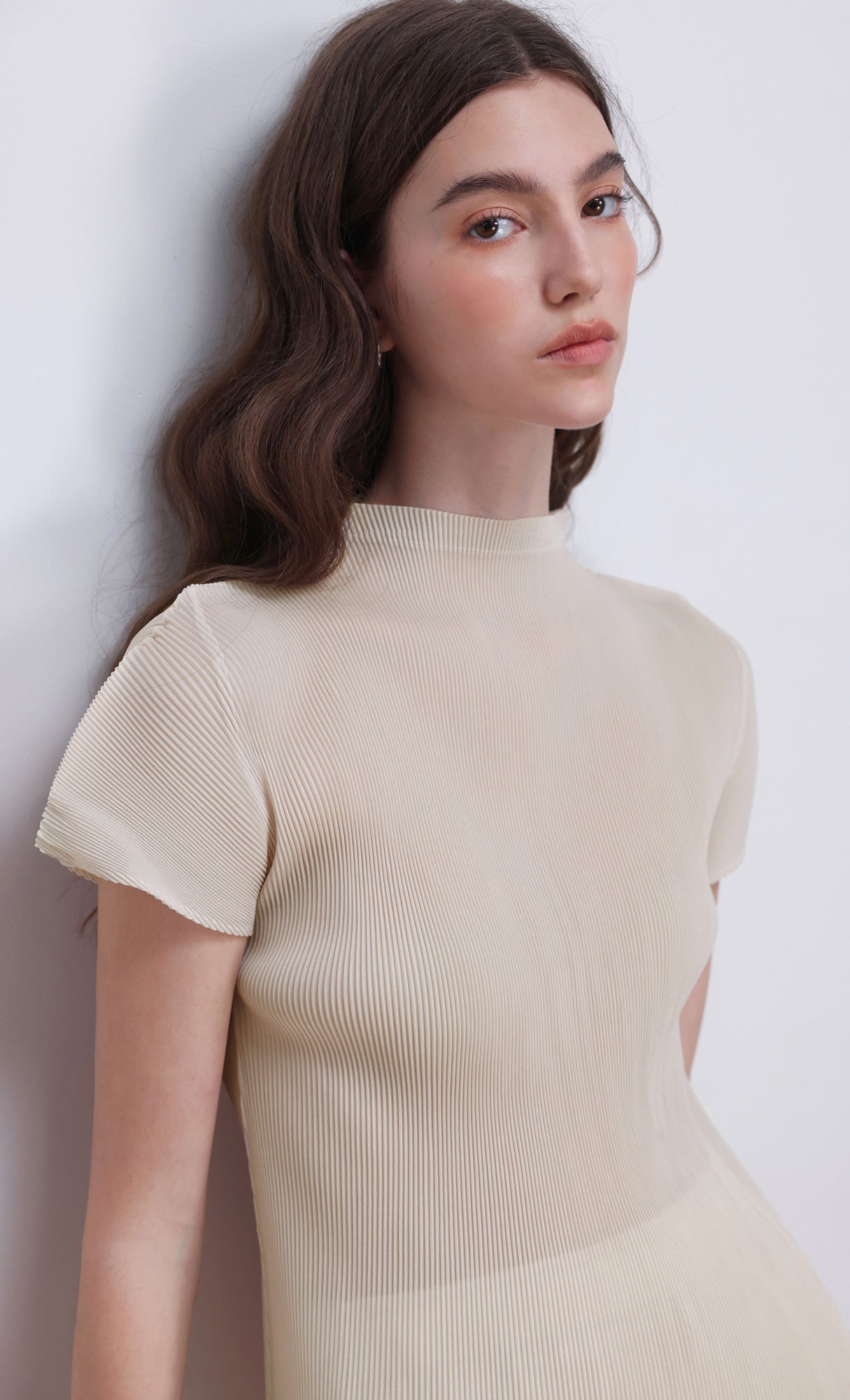 Lao pleated half neck top_light-beige